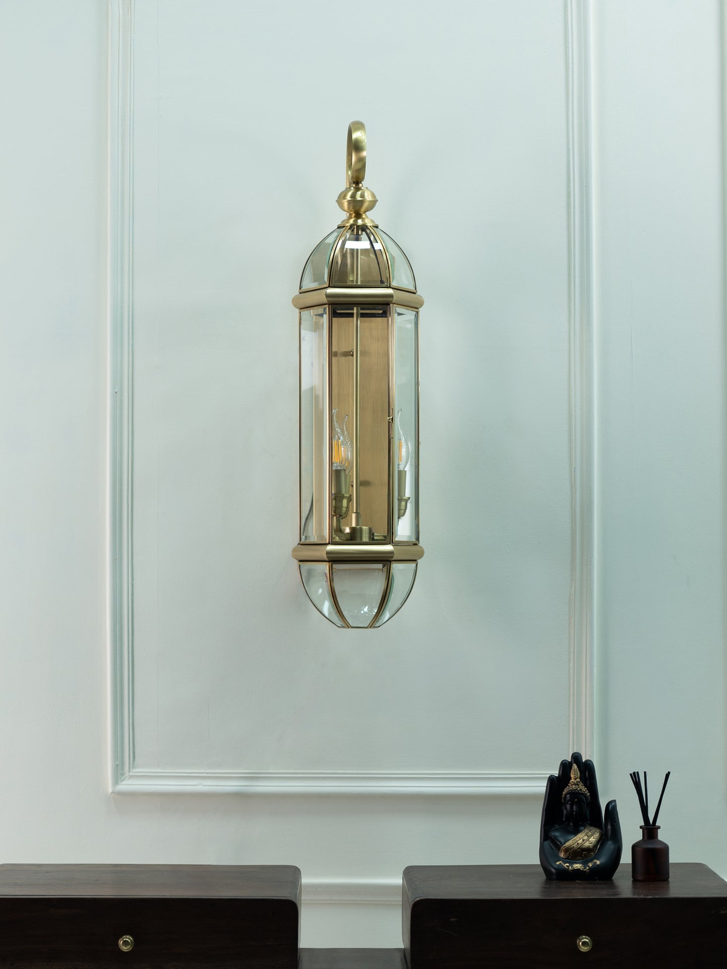 Suhair Wall light