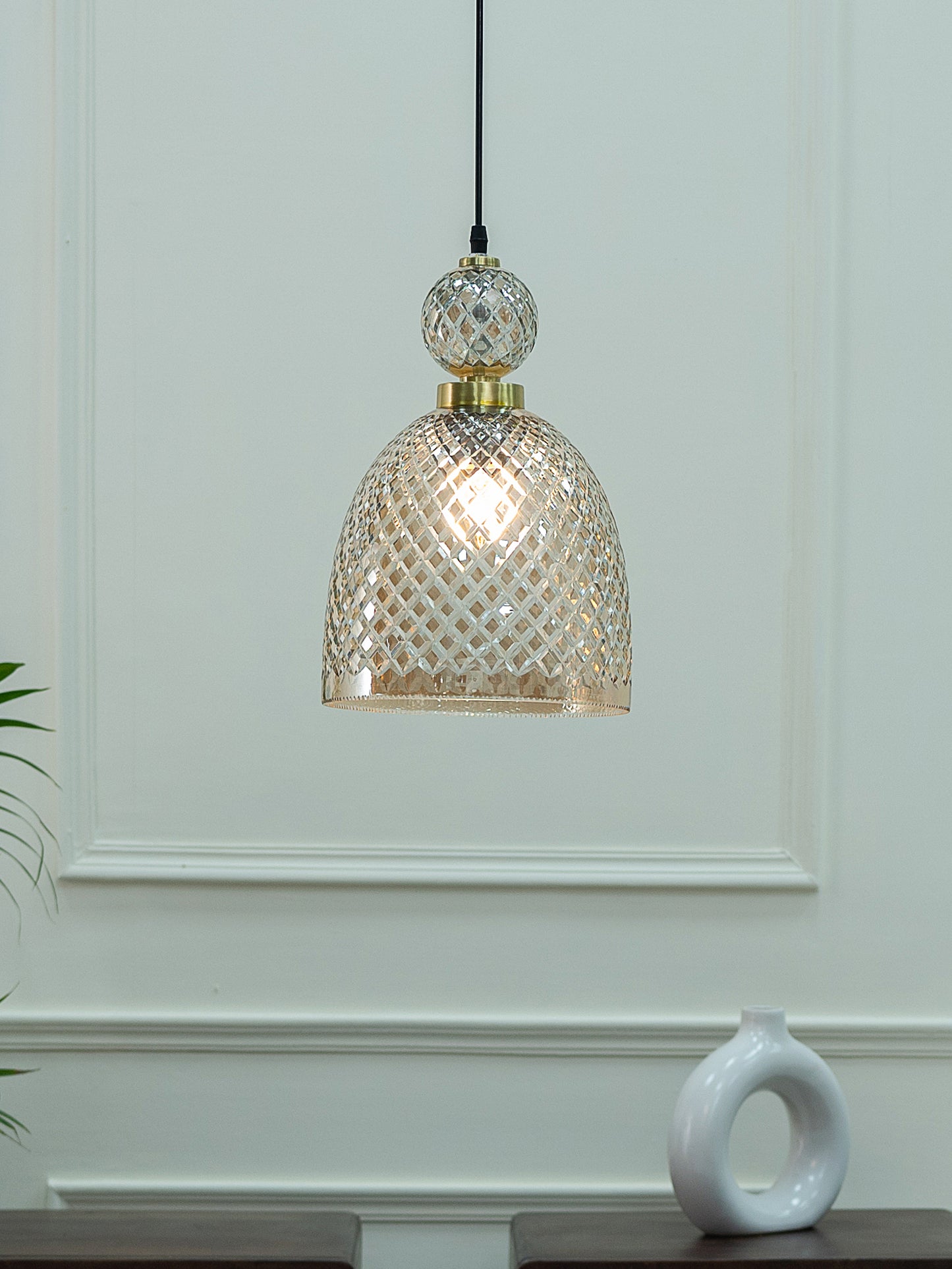 Noor Amber pendant (9')