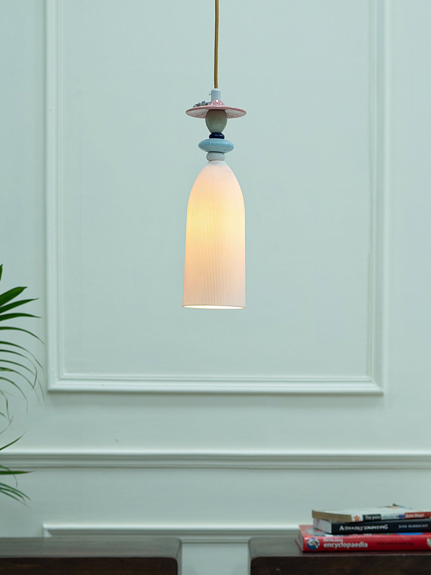 Lithe Ceramic Pendant light