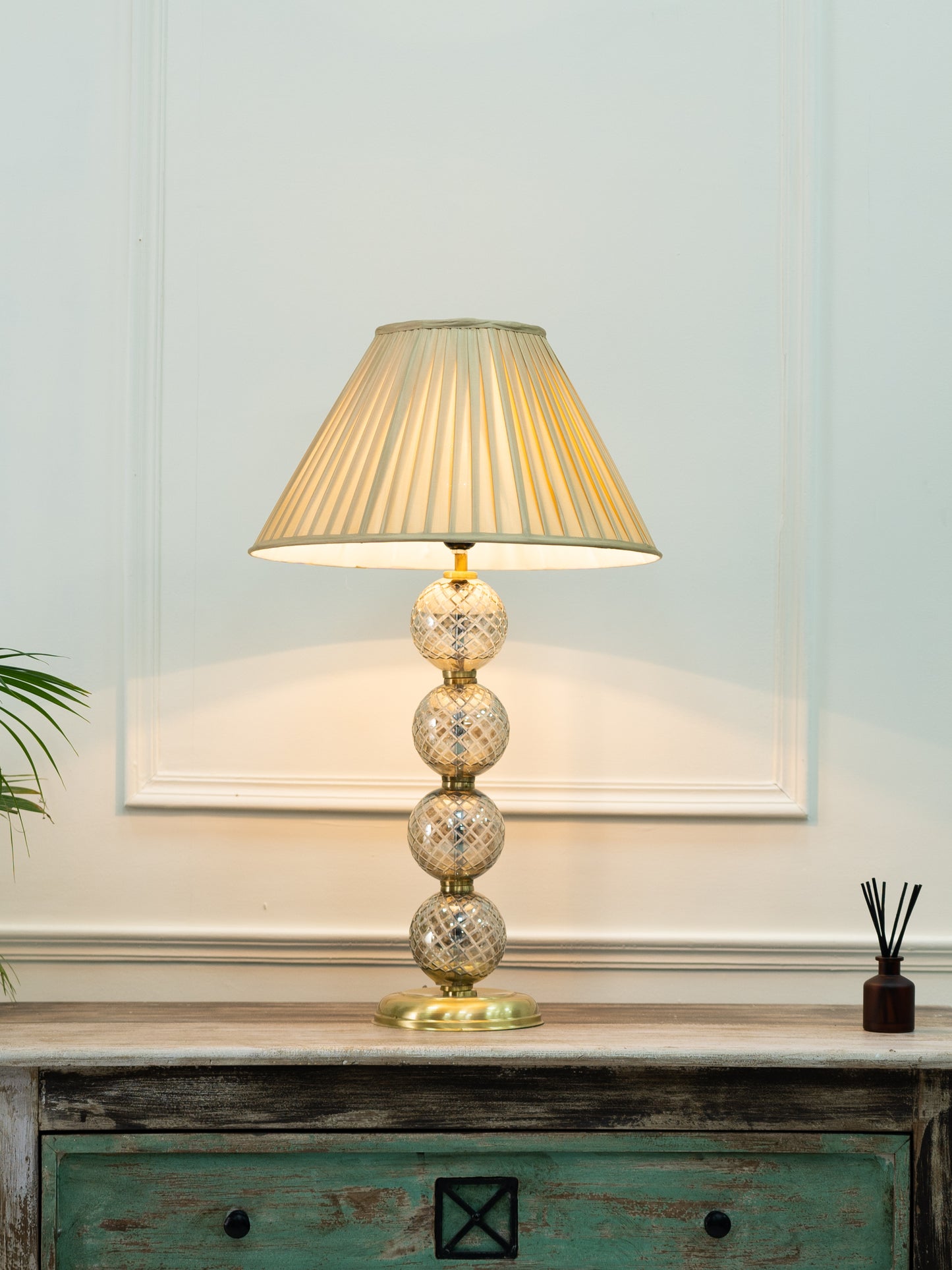 Heer Smoke Table Lamp