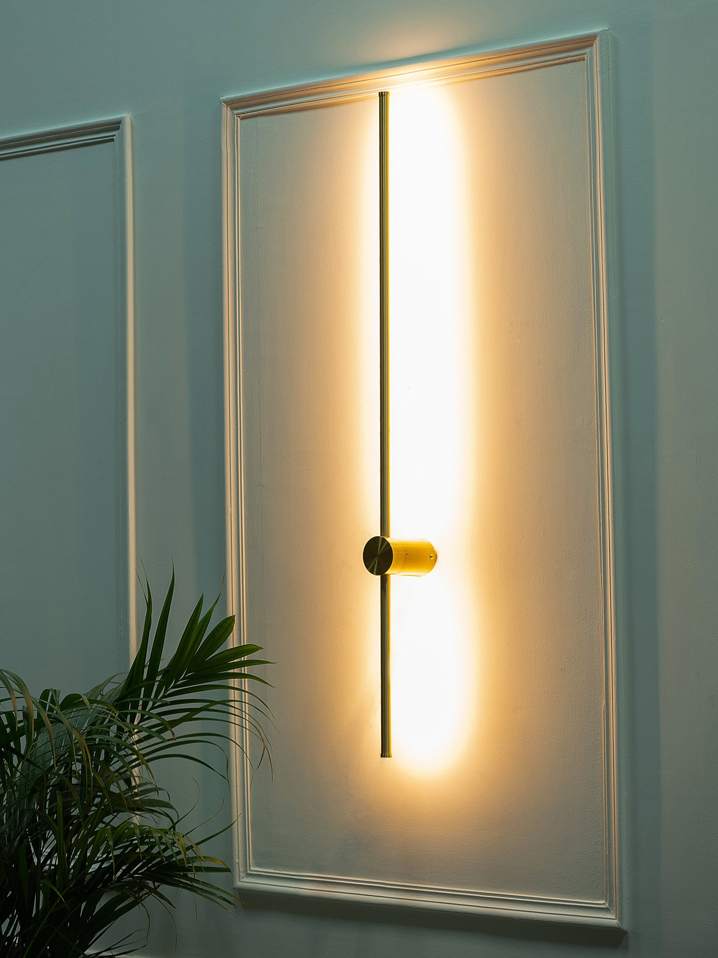 Aria Wall Light