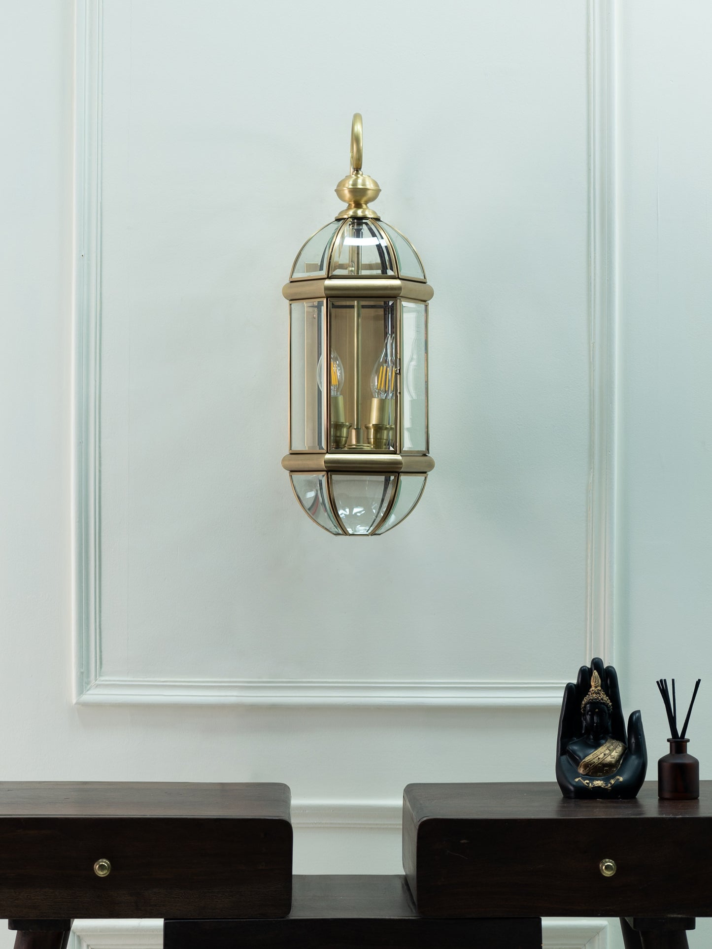 Suvarna wall light