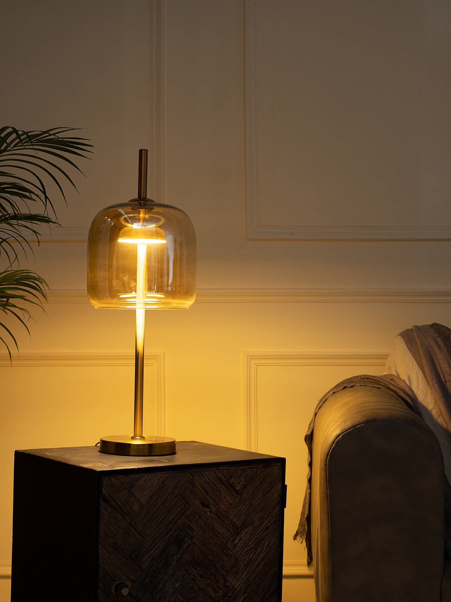 Nymph Amber Glass Sleek Base Table Lamp